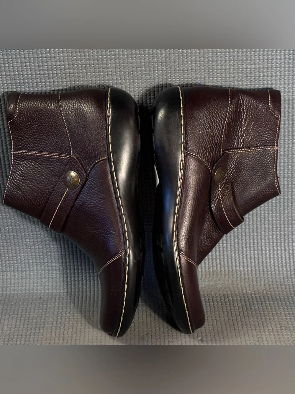 Clarks Ashland‎ Pine Burgundy Leather Ankle Boots Women’s Size 7
